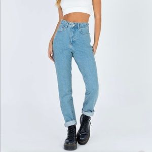 THE RAGGED PRIEST COUGAR JEANS